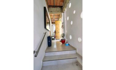 Casa de 70m2 en lote 586 M2 Senderos de la morada