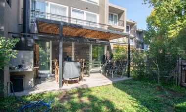 Casa triplex 6 amb. en venta | 2 cocheras | Barrio Cerrado Eucalis | Boulogne, San Isidro