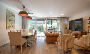 Casa triplex 6 amb. en venta | 2 cocheras | Barrio Cerrado Eucalis | Boulogne, San Isidro