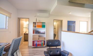 Casa triplex 6 amb. en venta | 2 cocheras | Barrio Cerrado Eucalis | Boulogne, San Isidro