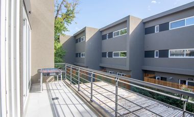 Casa triplex 6 amb. en venta | 2 cocheras | Barrio Cerrado Eucalis | Boulogne, San Isidro