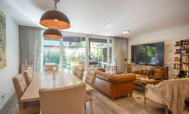 Casa triplex 6 amb. en venta | 2 cocheras | Barrio Cerrado Eucalis | Boulogne, San Isidro