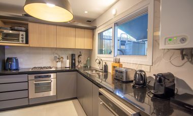 Casa triplex 6 amb. en venta | 2 cocheras | Barrio Cerrado Eucalis | Boulogne, San Isidro