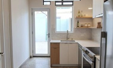 Venta | PH | Florida Oeste | 4 ambientes | Al frente | C/ Patio y Cochera | Apto Crédito