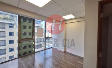 Oficina en Arriendo en Edificion Uno K