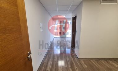 Oficina en Arriendo en Edificion Uno K