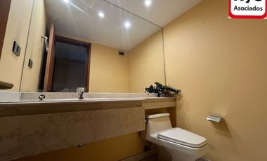 ESTILO PENTHOUSE BARRIO EL GOLF INCLUYE 3 estacionamientos