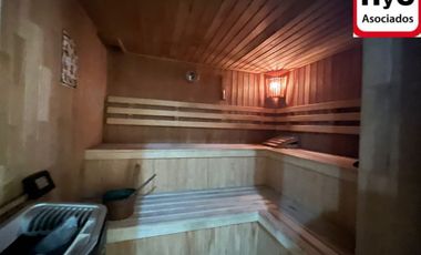ESTILO PENTHOUSE BARRIO EL GOLF INCLUYE 3 estacionamientos
