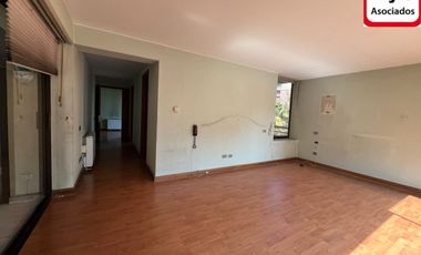 ESTILO PENTHOUSE BARRIO EL GOLF INCLUYE 3 estacionamientos