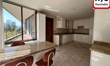 ESTILO PENTHOUSE BARRIO EL GOLF INCLUYE 3 estacionamientos