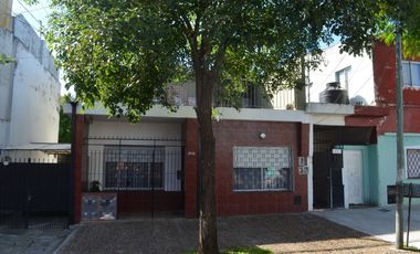 VENTA PH 3 AMBIENTES CON PATIO, TERRAZA Y QUINCHO EN VICTORIA