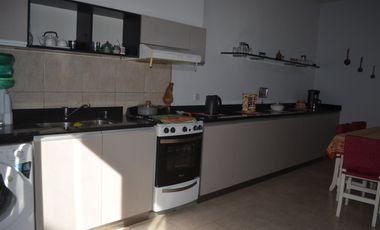 VENTA PH 3 AMBIENTES CON PATIO, TERRAZA Y QUINCHO EN VICTORIA