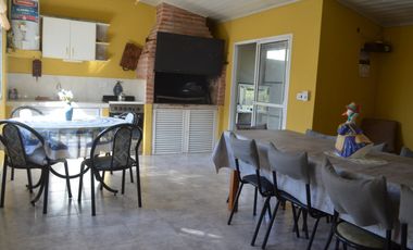 VENTA PH 3 AMBIENTES CON PATIO, TERRAZA Y QUINCHO EN VICTORIA