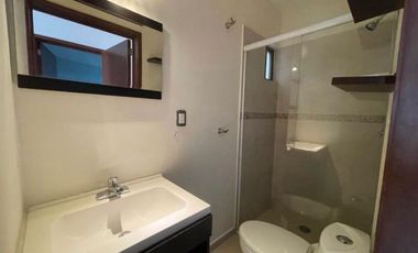CASA EN RENTA  AL SUR DE CUERNAVACA EXCELENTE UBICACIÓN ZONA TRANQUILA