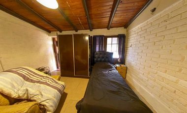 CASA EN VENTA 3 DORMITORIOS CON DEPTO. INDEPENDIENTE EN LAS HERAS
