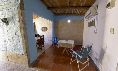 CASA EN VENTA 3 DORMITORIOS CON DEPTO. INDEPENDIENTE EN LAS HERAS