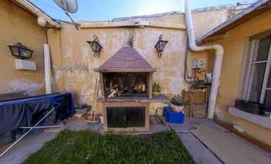 CASA EN VENTA 3 DORMITORIOS CON DEPTO. INDEPENDIENTE EN LAS HERAS