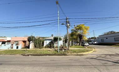 Local - Belen de Escobar - Asborno y Santa Fe