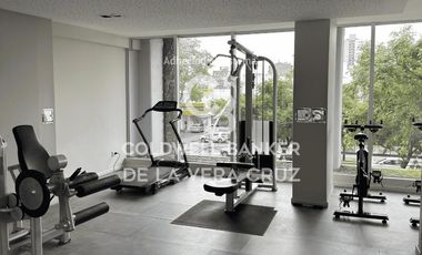 Departamento de tres habitaciones sobre boulevard