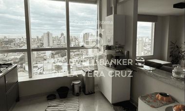Departamento de tres habitaciones sobre boulevard