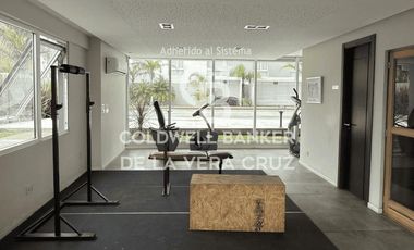 Departamento de tres habitaciones sobre boulevard