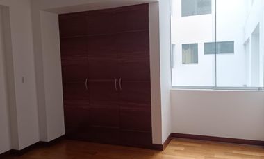 Alquiler De Departamento En San Isidro