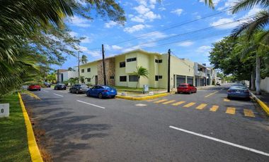 Casa en venta en Veracruz con alberca y con 5 Hab Fracc. Costa de Oro