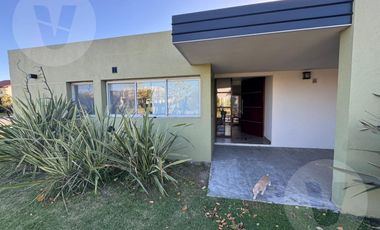 Casa en alquiler - Barrio La Horqueta de Echeverría, Canning
