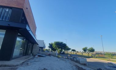 OFICINA COMERCIAL EN DOCTA EN VENTA