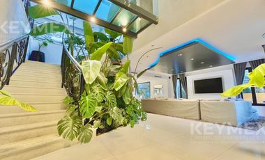 Casa en alquiler en barrio cerrado El Yacht, 4 habitaciones, amarra al agua