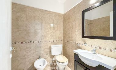 Departamento 2 AMB C/DEPENDENCIA Y BALCON A LA CALLE!