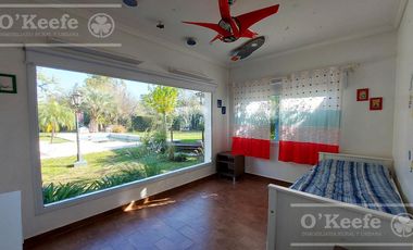Casa en Alquiler de 5 Ambientes en El Carmencito