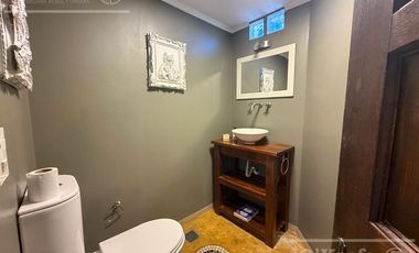 Casa en Alquiler de 5 Ambientes en El Carmencito