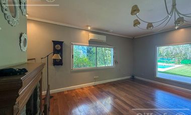 Casa en Alquiler de 5 Ambientes en El Carmencito