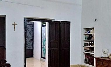 Casa neocolonial en venta, ubicada en Izamal Pueblo Mágico”