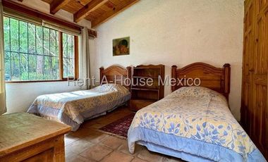 Casa en Renta en Valle de Bravo, Valle de Bravo CR 26-2864.