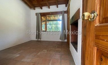Casa en Renta en Valle de Bravo, Valle de Bravo CR 26-2864.