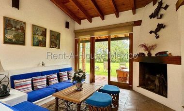 Casa en Renta en Valle de Bravo, Valle de Bravo CR 26-2864.