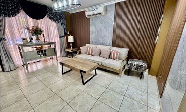 VENTA CASA BRISAS DEL GOLF CON PISCINA (EC)