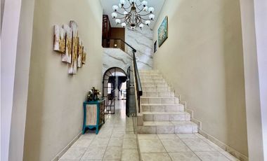 VENTA CASA BRISAS DEL GOLF CON PISCINA (EC)