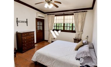 SE VENDE EXCLUSIVA RESIDENCIA EN URB. LAS PERLAS - DAVID, CHIRIQU
