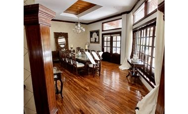 SE VENDE EXCLUSIVA RESIDENCIA EN URB. LAS PERLAS - DAVID, CHIRIQU