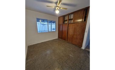 Departamento Planta Baja en Venta, Segunda Sección, Ciudad
