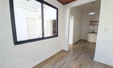 Departamento PH 3 amb. con patio - Rivadavia y Dorrego