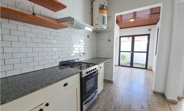 Departamento PH 3 amb. con patio - Rivadavia y Dorrego