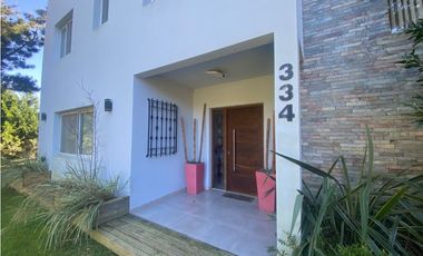 Casa lote 334 Golf II Costa Esmeralda fondo cancha