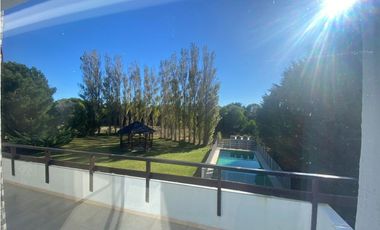 Casa lote 334 Golf II Costa Esmeralda fondo cancha