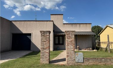 Casa a La Venta en Lujan