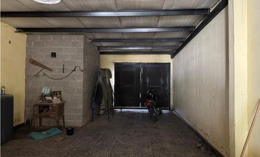 Casa a La Venta en Lujan