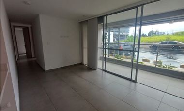 ESPECTACULAR APARTAMENTO EN VENTA AV. CENTENARIO EN PRIMER PISO